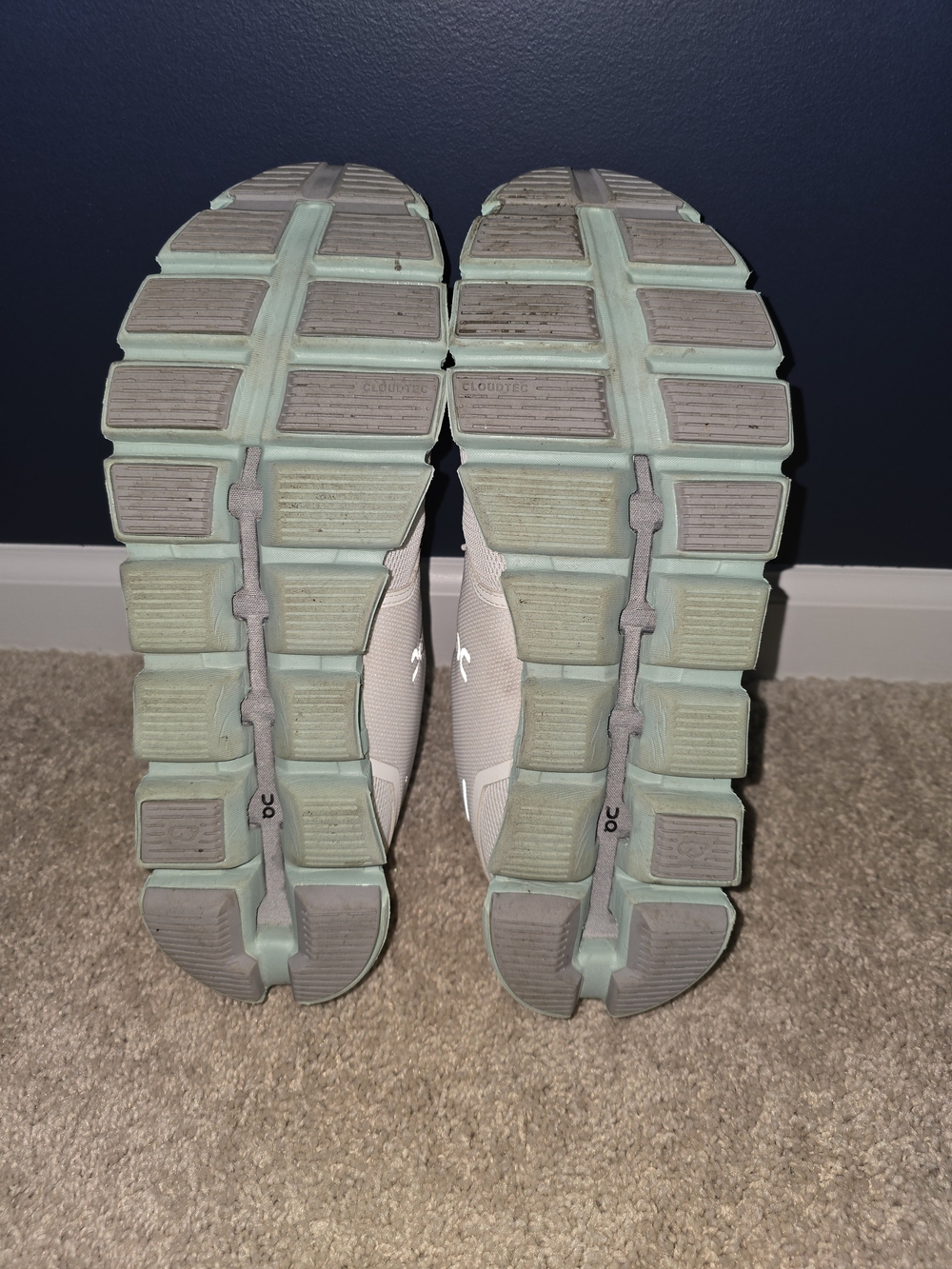 On Running Women's Cloudswift Sneakers in Light Beige with Mint Sole - Picture 4 of 5